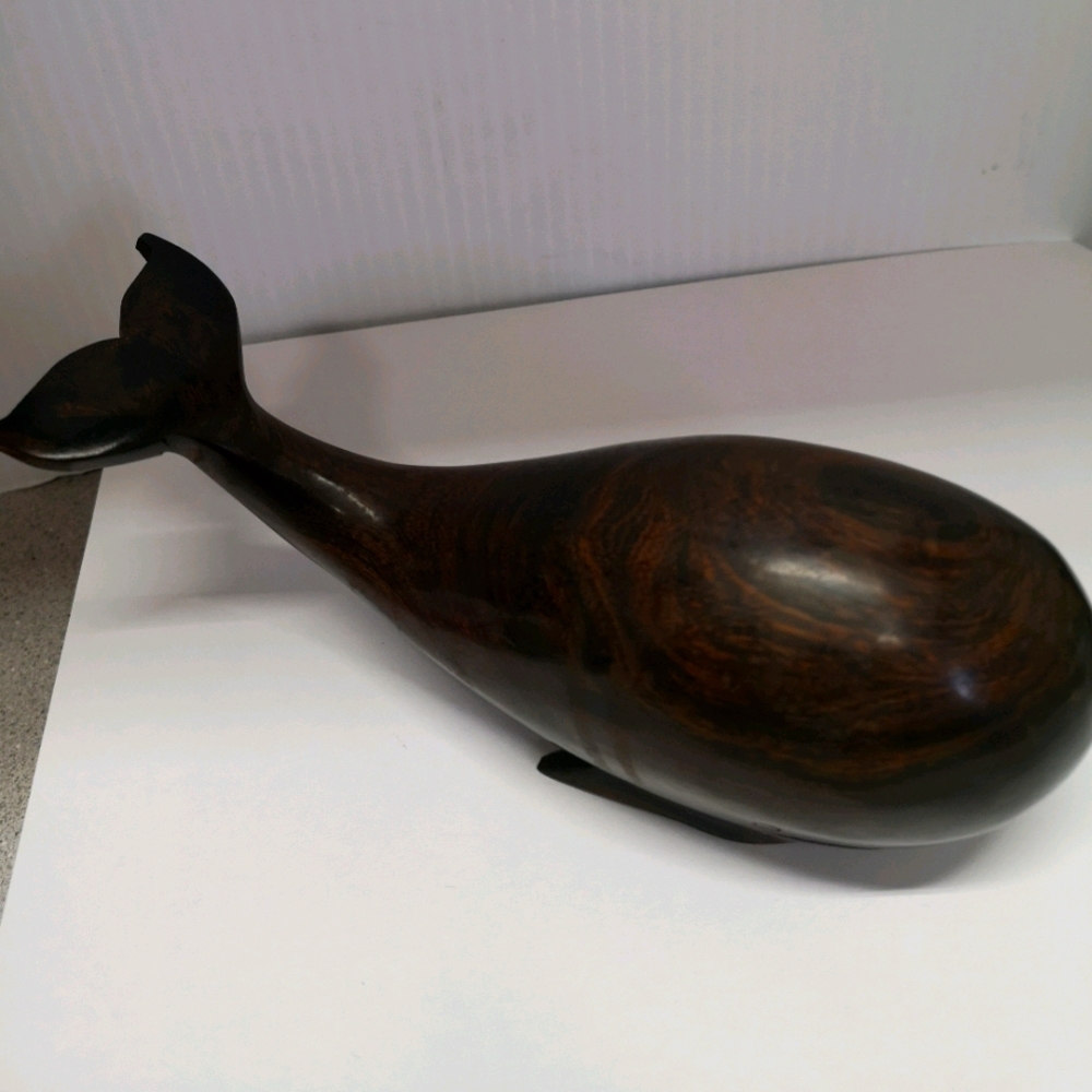 Ironwood handcarved WHALE 8".